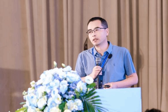 上合职教中心秘书处副处长赵文平主持